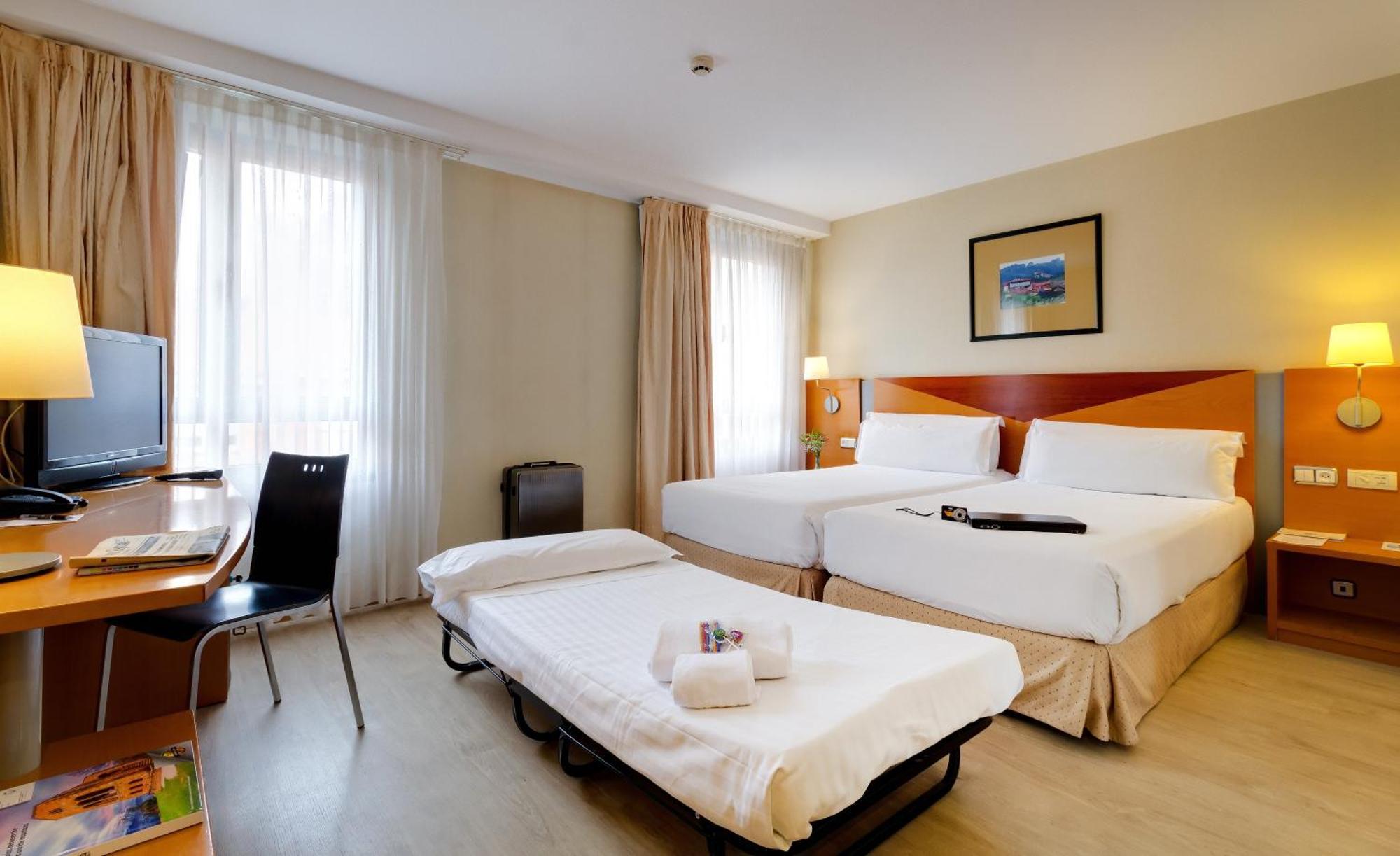 Habitación Doble Estándar (2 adultos + 1 niño)